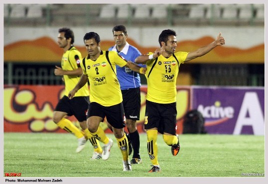قرارداد در اصفهان بازی در امارات