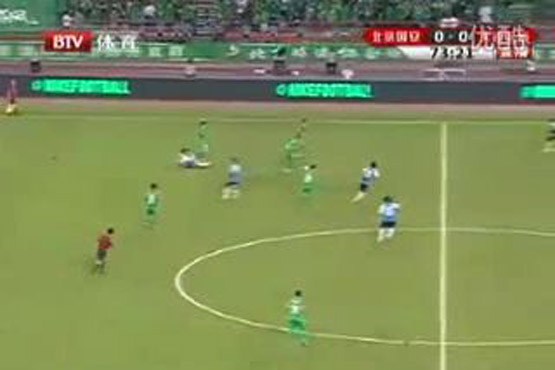 گل از وسط زمین در فوتبال چین