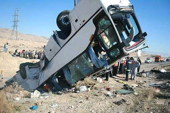واژگونی اتوبوس 49 کشته و زخمی بر جای گذاشت