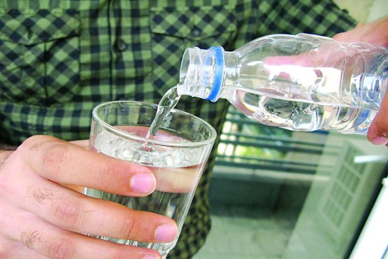 نوشیدن مایعات یخ در تابستان ممنوع