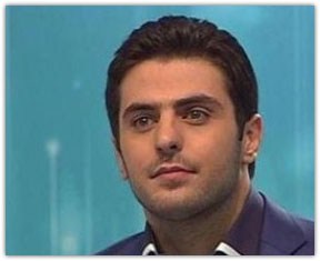 حمله دوباره مجری تلویزیون به علی دایی/ عکس