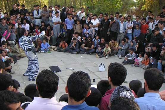 میلاد حسینی,نمایش های خیابانی