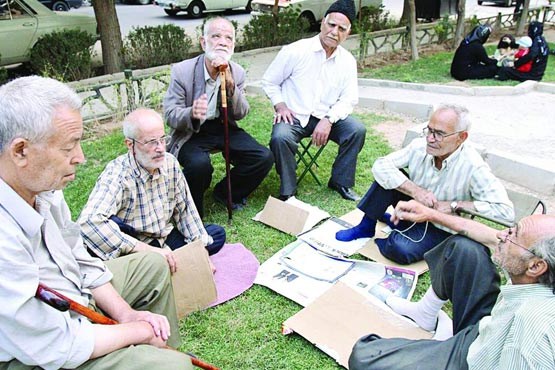 بازنشسته ها؛ همچنان در بلاتکلیفی همسان سازی حقوق شان