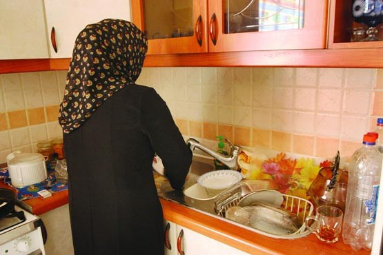 بیمه زنان خانه‌دار به دولت بعد موکول شد