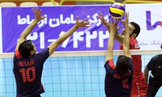 ایران با قزاقستان بازی می کند