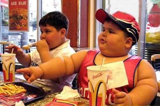 چاقی کودکی با بزرگسالی تفاوت دارد