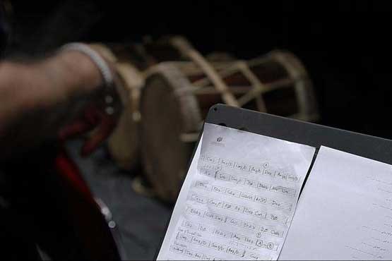 سوره مهر، موسیقی نواحی و مناطق ایران را می‌نوازد