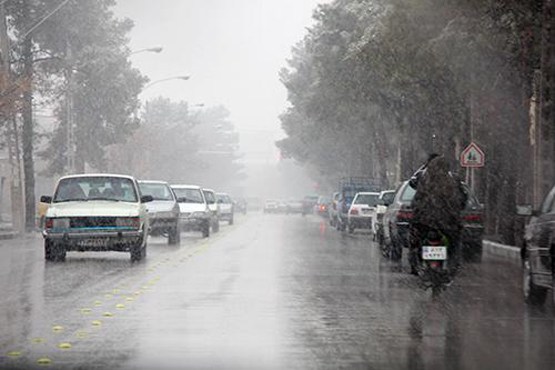 تهران بارانی می شود