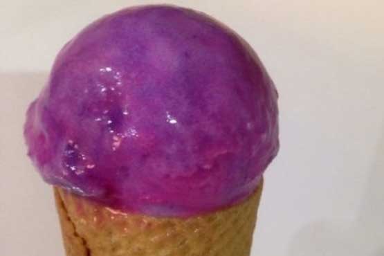 بستنی هایی که تغییر رنگ می دهند + عکس