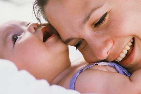 نوزادان تغذیه شده با شیر مادر کمتر بیمار می‌شوند