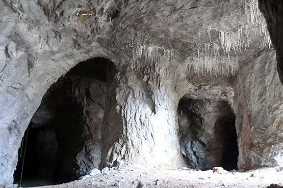 نمک‌درمانی در یکی از بزرگ‌ترین غارهای ایران