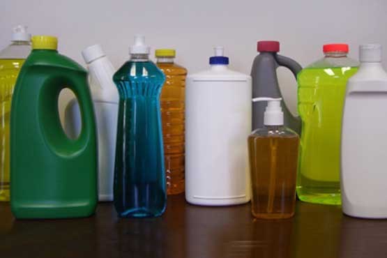 مواظب خطرات پاک‌کننده‌ها هنگام نظافت باشید