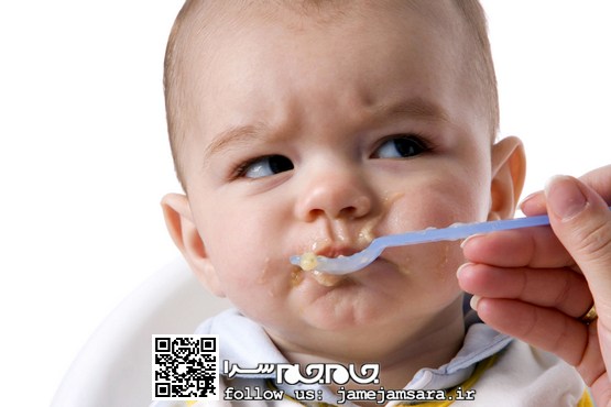 10 غذایی که نباید به کودک خود بدهید