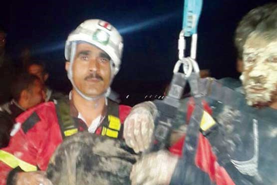 نجات مرد روستایی از عمق 50 متری چاه