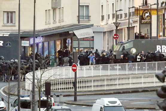 چهره‌های کمتر دیده شده حوادث اخیر پاریس