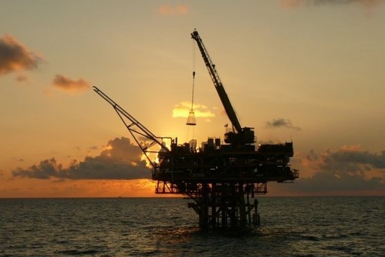 ۳ شرکت نفتی ایران لغو تحریم شدند