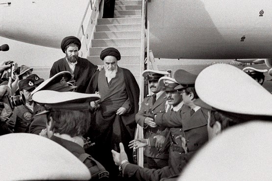 صدای رادیو ملی در هنگام ورود امام خمینی  به تهران / صدا