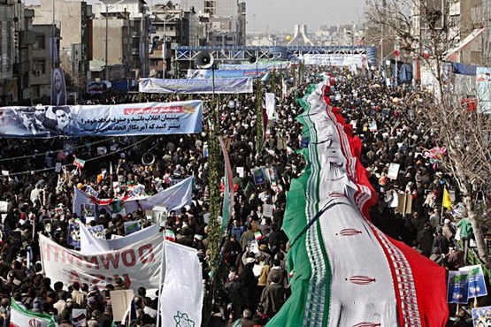 مراسم سی و هفتمین فجر انقلاب آغاز شد