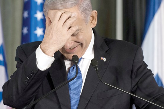 نتانیاهو از رقبای خود عقب افتاد