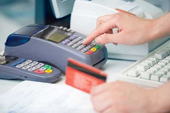 دلایل محدود شدن سقف خرید با کارت‌های بانکی
