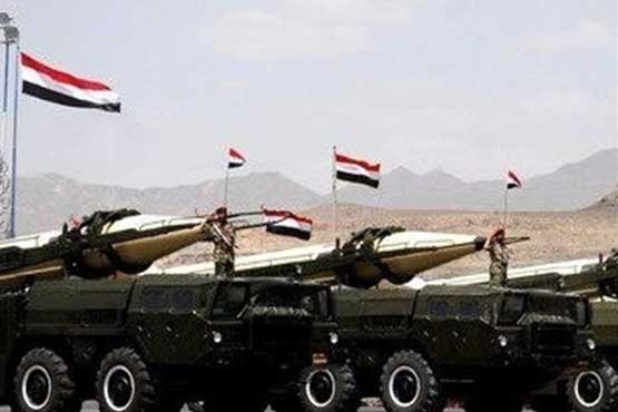 حمللات موشکی ارتش یمن به بندر جیزان و فرودگاه بین‌المللی عربستان