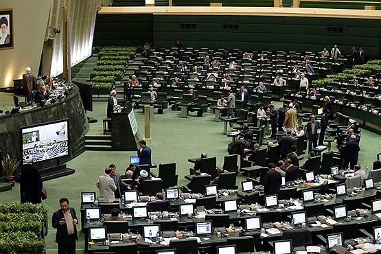گزارش «راهکارهای بهبود فضای کسب و کار در ایران» در مجلس قرائت شد