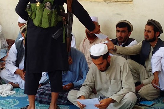 داعش چگونه در افغانستان تبلیغ می کند؟ + عکس