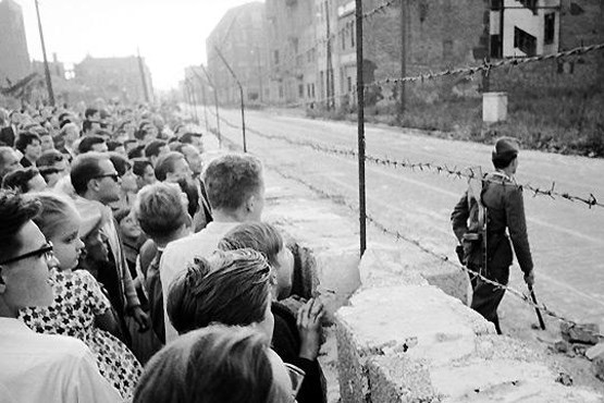 احداث دیوار برلین ،جدایی ملت آلمان + عكس 1