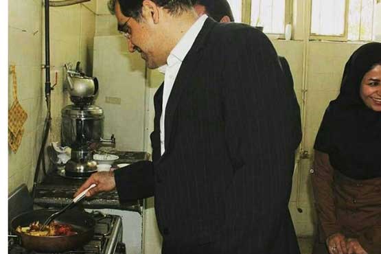 آشپزی وزیر بهداشت در همدان + عکس
