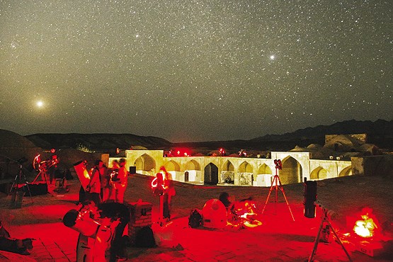 ستاره‌شناسی در قصر منجمان