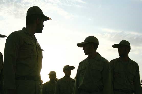سربازان ریش سفید پادگان خاش + عکس