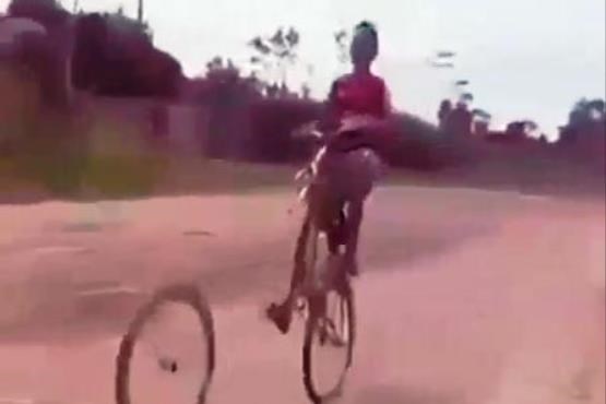عاقبت تک‌چرخ زدن با دوچرخه قراضه