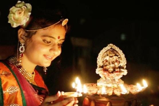 جشنواره روشنایی هند + اسلایدشو