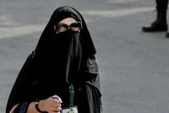 تصویر زنان عربستان برای نخستین بار پای صندوق های رای رفتند