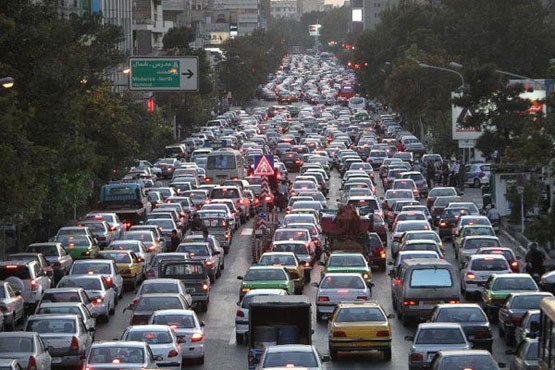 ۲.۵میلیون خودرو فاقد معاینه فنی در تهران تردد می کنند