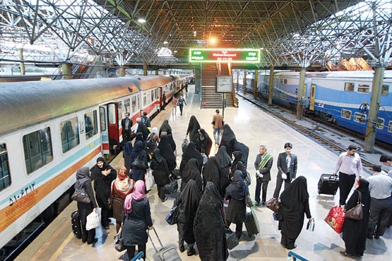 مسافران نوروزی مشکلات قطارها را اطلاع رسانی کنند