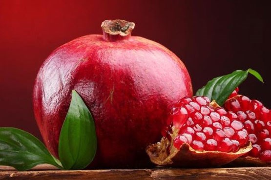 انار میوه ای مفید برای سلامت قلب وعروق و پیشگیری از سرطان