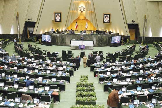 پخش زنده جلسه رای اعتماد به سه وزیر از شبکه خبر