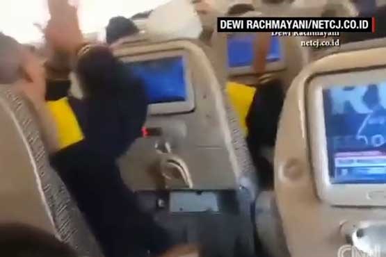 لحظات وحشت در هواپیمای اماراتی