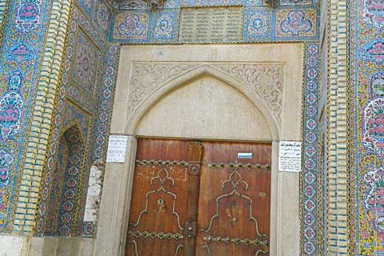 5 رز مسجد صورتی شیراز پرپر شد