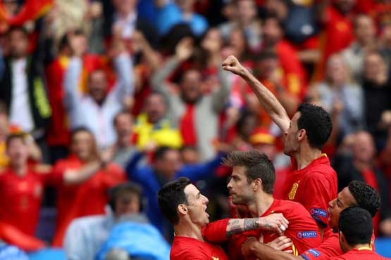 اسپانیا دوست دارد با تیم ملی فوتبال ایران همگروه شود! +عکس