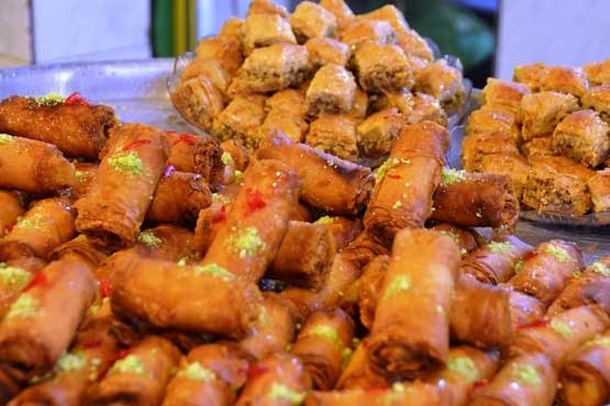 شیرینی های لبنانی برای افطار