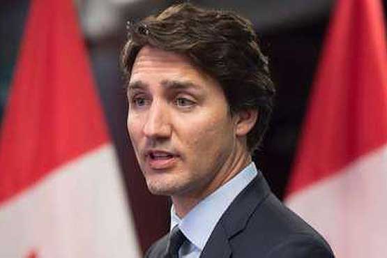 جوراب‌ های نخست‌ وزیر کانادا سوژه رسانه ها شد +عکس
