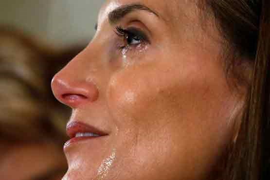 اشک‌های زنی که ترامپ او را آزار جنسی داد (تصاویر)