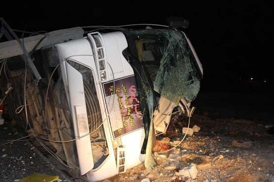 واژگونی یک اتوبوس دیگر زائران ایرانی / 20 کشته و زخمی در چزابه