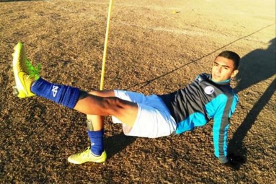 اتفاق جالب در لیگ برتر / پسر 15 ساله برای استقلال خوزستان بازی کرد