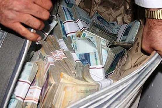 سرقت خودروی حمل پول بانک پاسارگاد توسط دو پراید