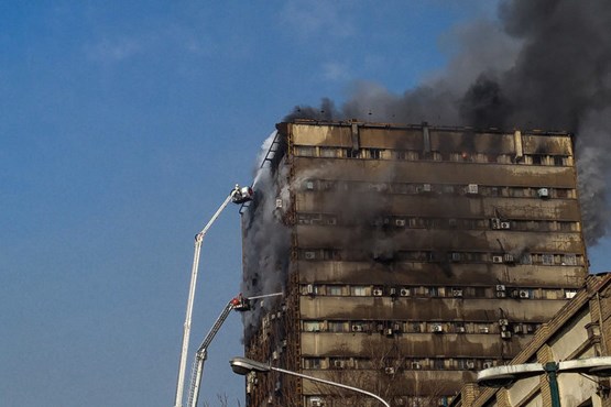 ۷ مصدوم در آتش سوزی ساختمان پلاسکو