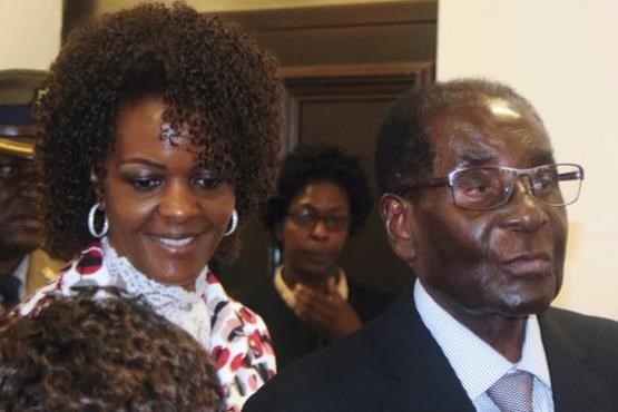 موگابه همسرش را رییس جمهور می کند