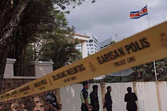 سفارت کره شمالی در محاصره پلیس مالزی/ پنهان شدن 2 متهم در سفارت